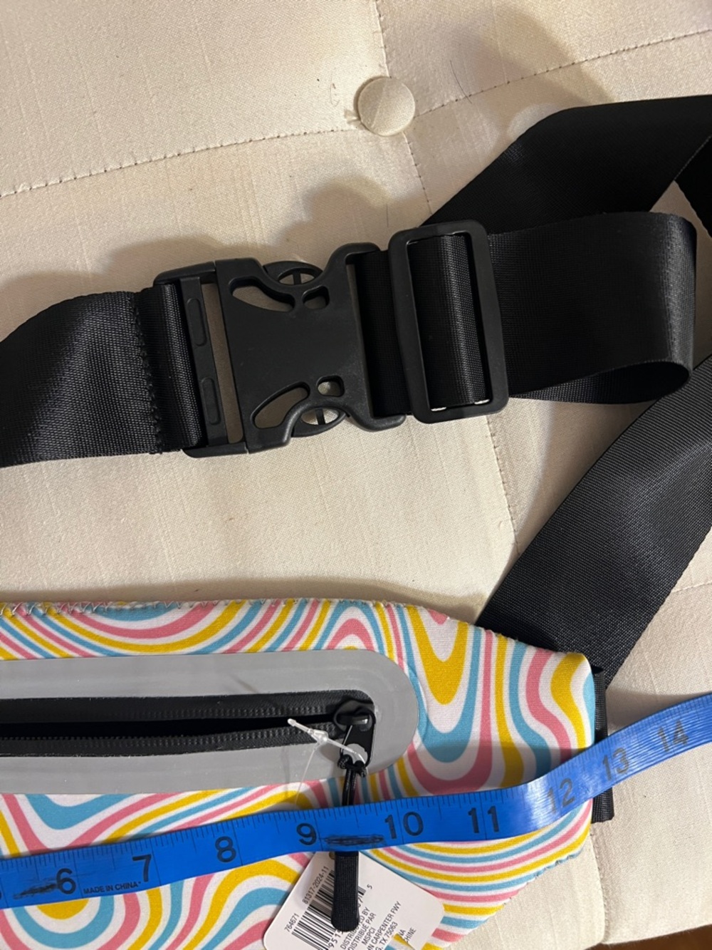 Multi-Color Wave Pattern Waterproof Waist Belt Bag - Picture 5 of 6
